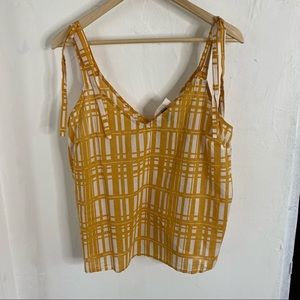 Universal Thread Tank